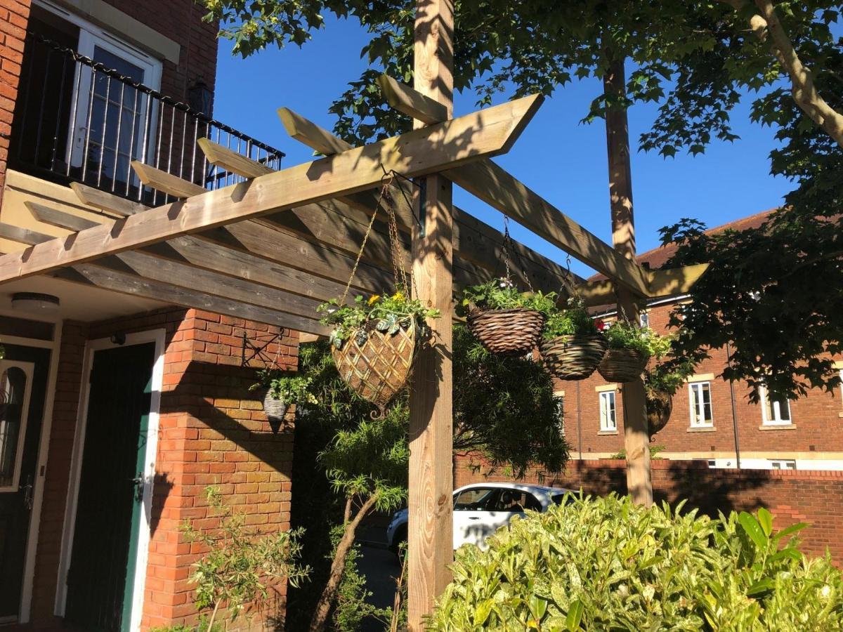 Clocktower Suite Exeter Exterior foto